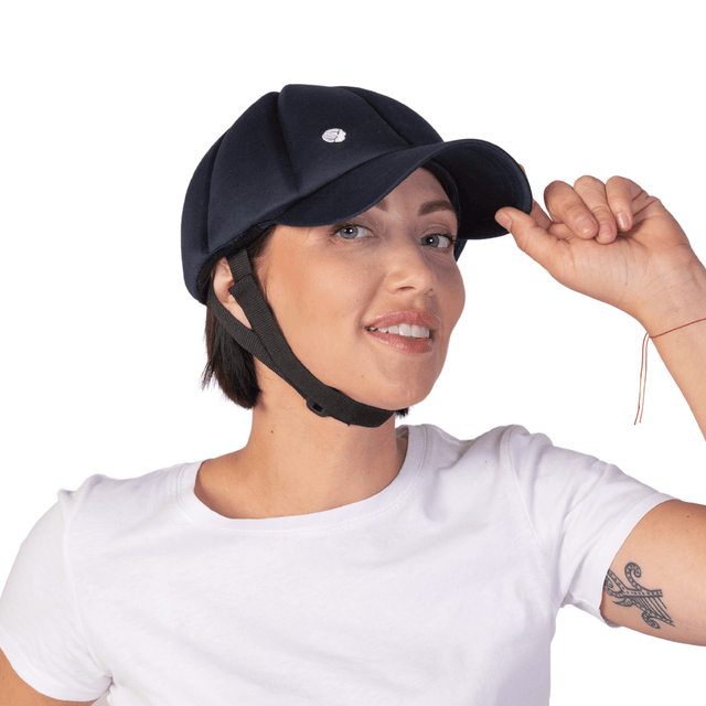 “BASEBALL” kasket, RIBCAP hovedbeskyttelse - Smart diskret model. CE + MDR godkendt - Seniorpleje - Hovedbeskyttelse - Ribcap - RIB-RIBBASRED B1 02 - Small-Medium -Rød -