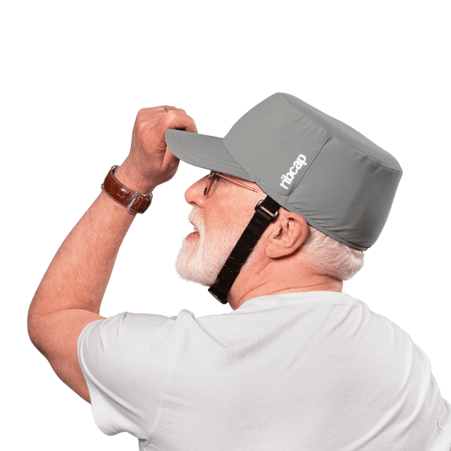 "BOWIE" RIBCAP - Hovedbeskyttelse CE + MDR godkendt. NYHED! - Seniorpleje - Hovedbeskyttelse - Ribcap - RIB-RIBBOWDGRYSM-01 - Small - -