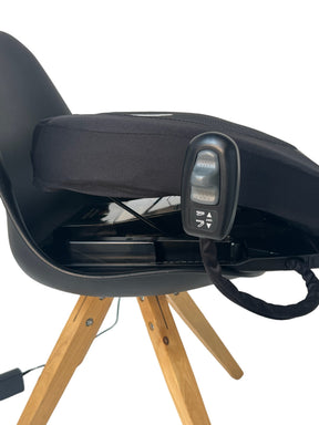 Katapultsæde - Hjælp til stol & sofa. Højdejusterbar. 43 cm sædebredde. 2 varianter - Seniorpleje - Katapultsæde - Rehastage - RST-UPPL 3017 - Elektrisk 35 -136 kg - -