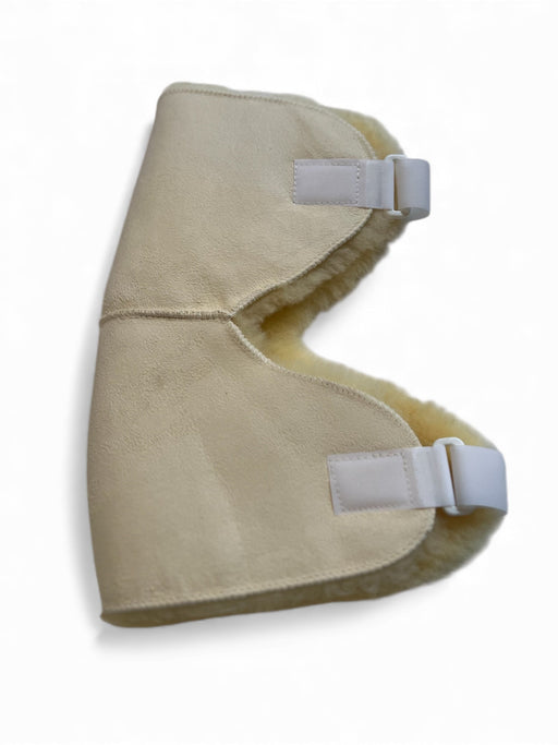 Knæbeskyttelse i ægte medicinsk lammeskind - Åndbar, allergivenlig og varmende - 1 stk - Seniorpleje - Beklædning - Orgaterm - OGT-201015 -  - 