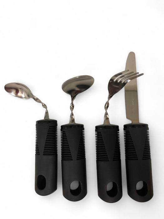 Luksus senior bestik - Bøjeligt og med super godt greb. Består af 4 dele. SORT - Seniorpleje - Bestik & service - Seniorpleje - SAMMAMZ - 01 - 