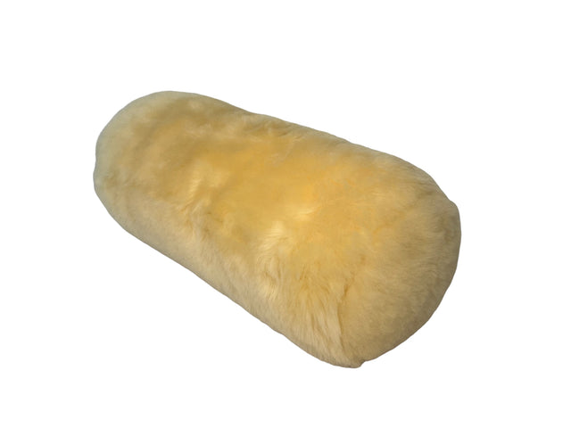 Super blød nakke & lændepude i ægte naturfarvet lammeskind (14 x 40 cm) - Seniorpleje - støttepude - Orgaterm - OGT-201019 - - -