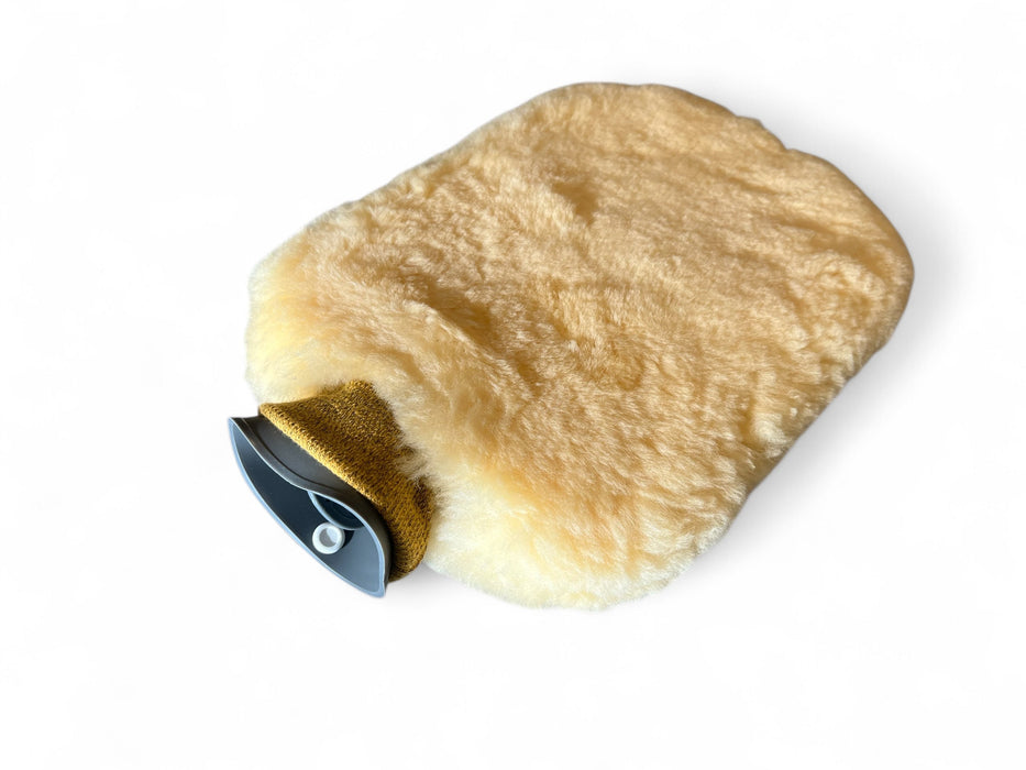 Varmedunk med ægte blødt lammeskind - Luksus & maximal velvære. 1 liter - Seniorpleje - varmedunk - Seniorpleje - KAI-31512 -  - 