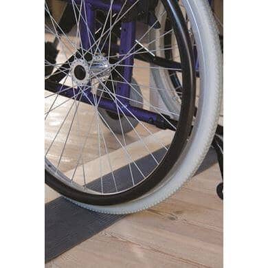 Dørtrinsramper i gummi, MED limfolie, 38 størrelser. Let monterbar. Køb her! - Seniorpleje - Dørtrinsramper - Mobilex - MBX-306042 - 4 mm -1000 mm -