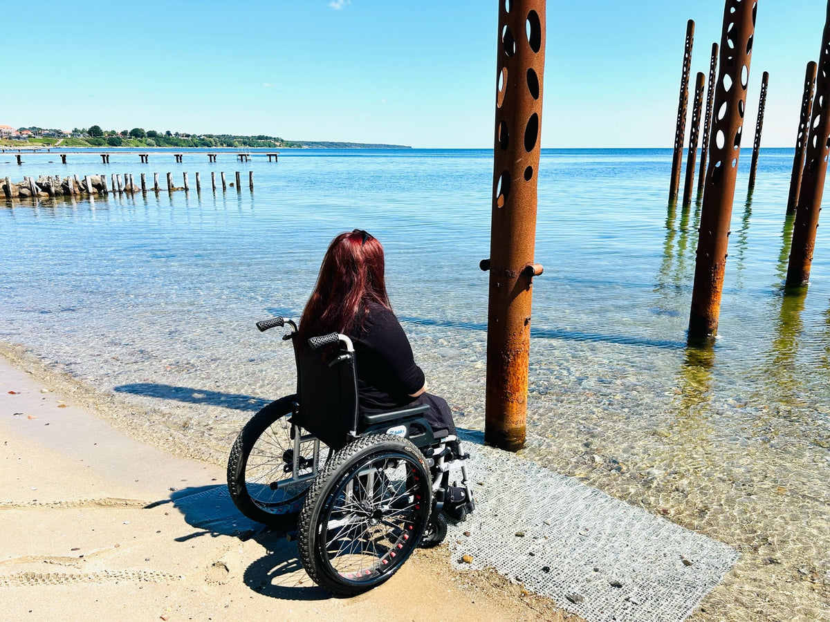 OFF-ROAD kørestol. Super lækker kørestol med terrængående dæk. 4 størrelser. - Seniorpleje - Kørestole - Mobilex - MBX-271340+D1391 - 40 cm - -