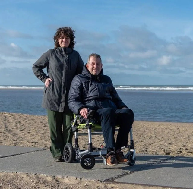 "SplitRider" - Delbar elektrisk kørestol - Nem & Handy. Kan deles i 2 dele. Foldbar - Seniorpleje - El-kørestol - Hjälpmedelsteknik - KEEP-68003 - - -