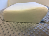Trykaflastende og blød hovedpude i memoryfoam -god skulderfrihed (50 x 30) - Seniorpleje - Hovedpude - Mobilex - MBX-279061 - - -